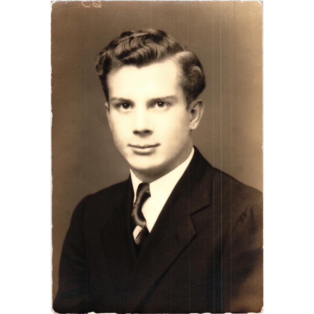 Vintage 1940s Portrait Photo of Young Man in‎ Suit Studio Headshot